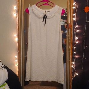 Forever 21 Lace mini dress